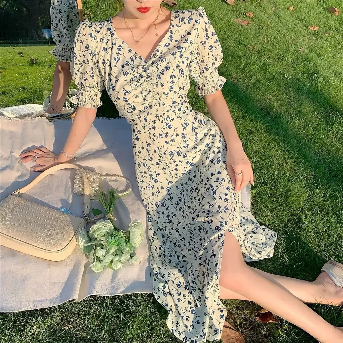 French Design Floral V Neck Dress Mid Skirt