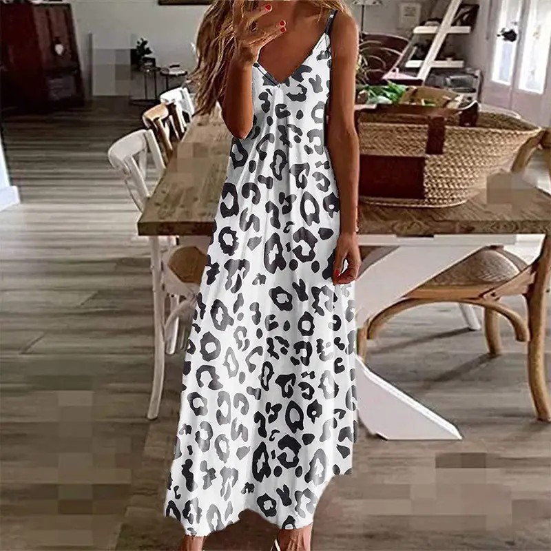 Women Black Floral V-Neck Strap Dress