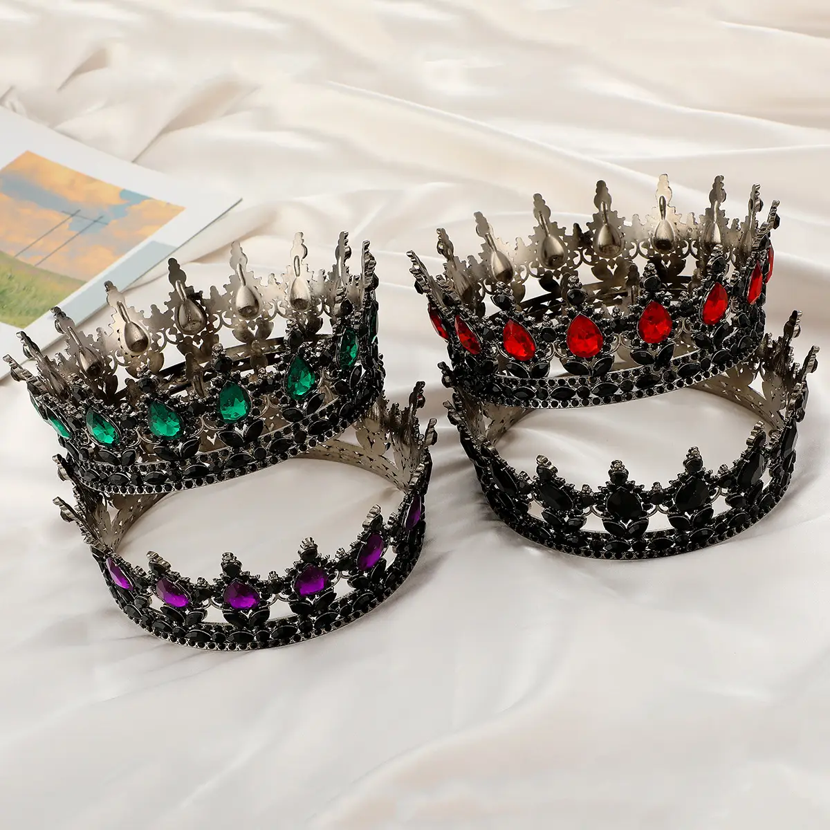 Luxury Crystal Full Circle Crown Wedding Hair Accessory — feature 12