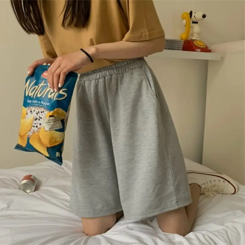 Women's White Loose European Shorts Casual Hot