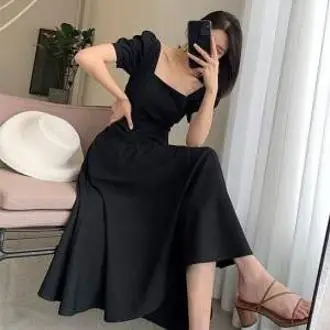 Elegant Red Hepburn Style Dress for Women - Image 5