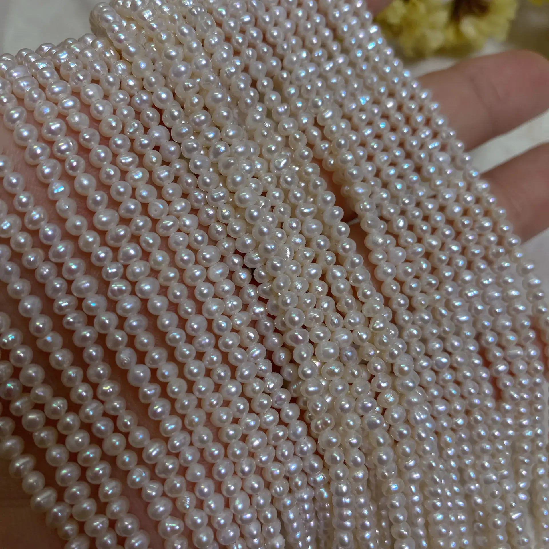 Pearl Stacked Ring with Stretch Line Design - Image 5