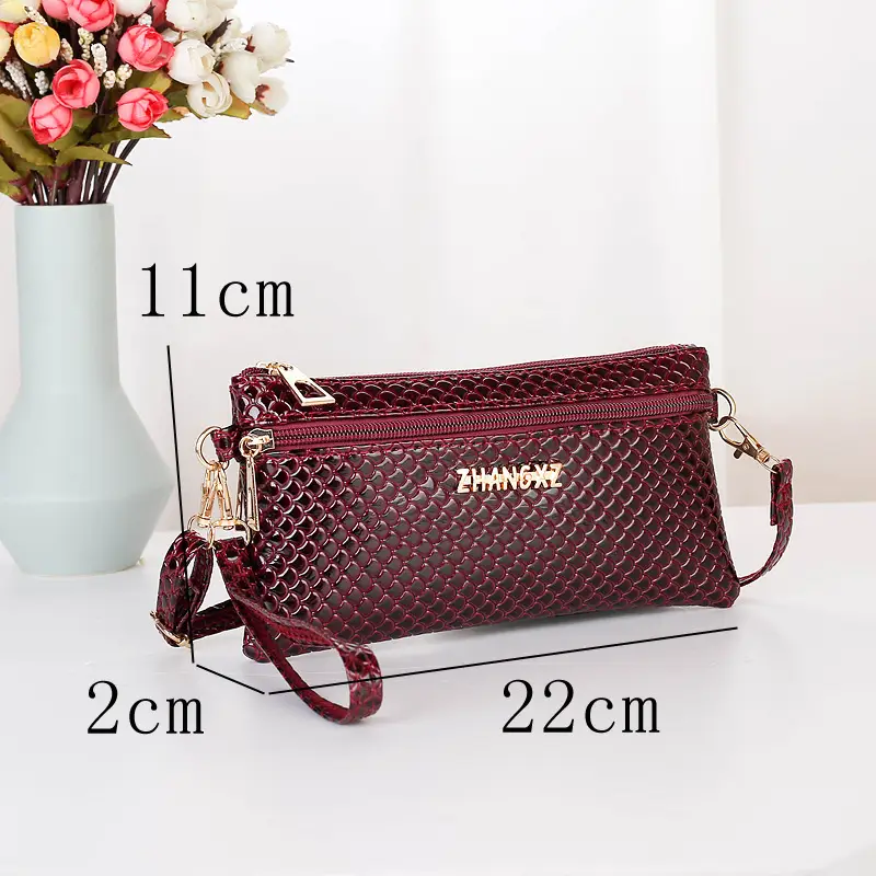 Black Textured Shoulder Crossbody Bag for Women - Image 5