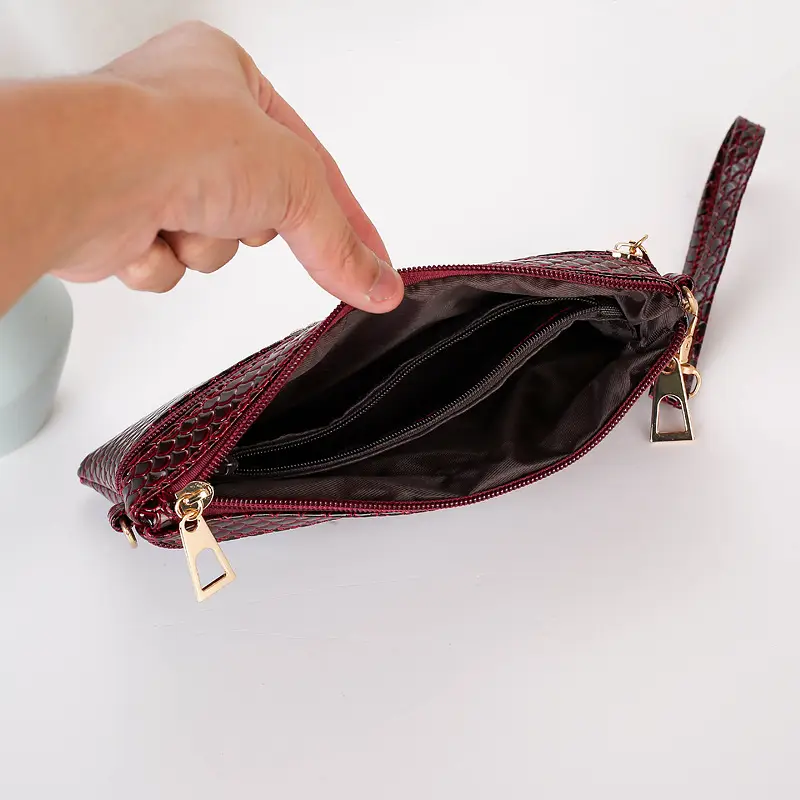 Black Textured Shoulder Crossbody Bag for Women - Image 6