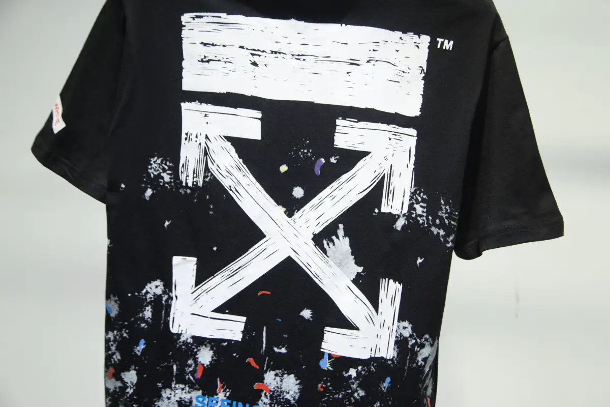 OFF Crew Neck T-Shirt Black Graphic Print - Image 4