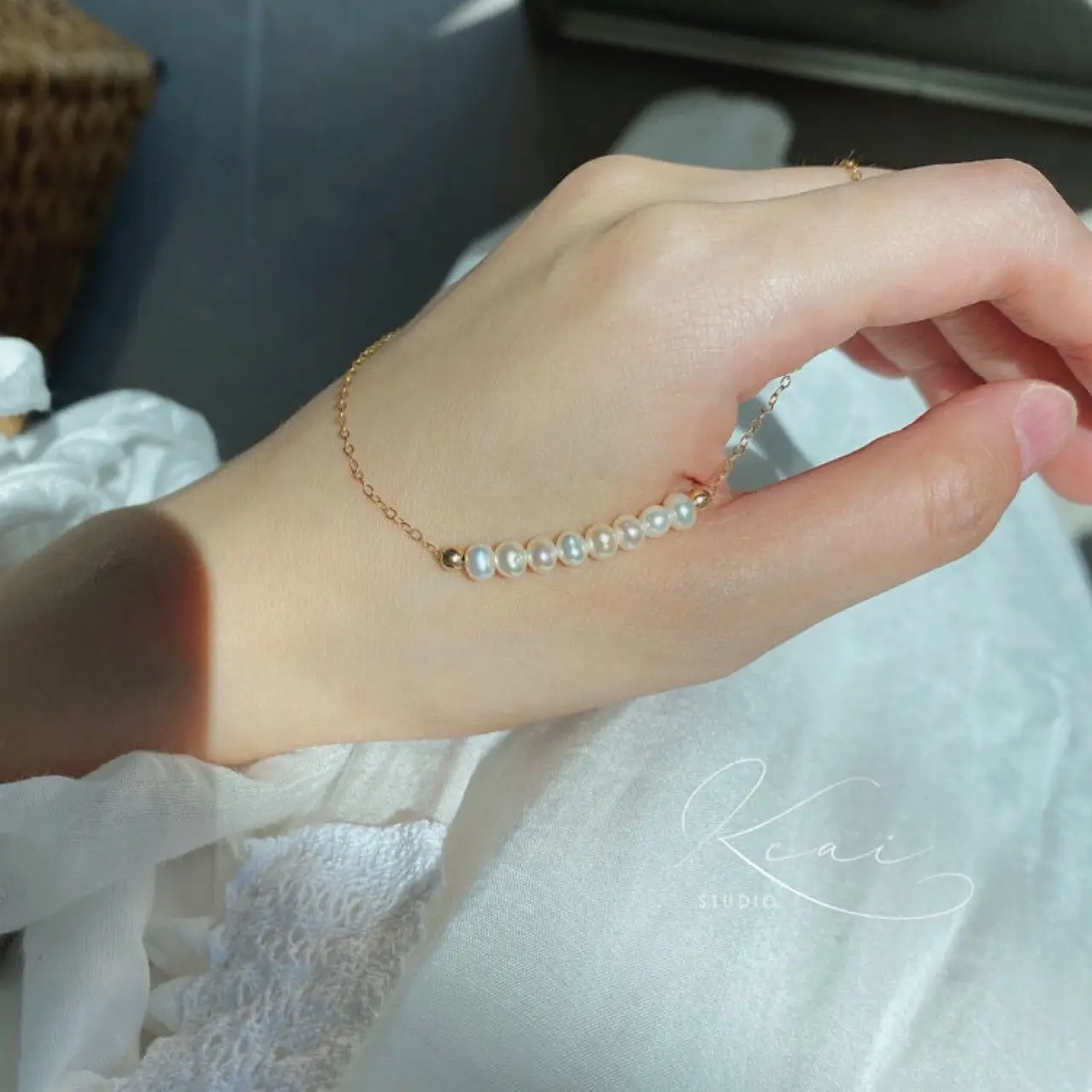 Natural Pearl Necklace Women 14K Gold Smiley Face Clavicle Chain — feature 8