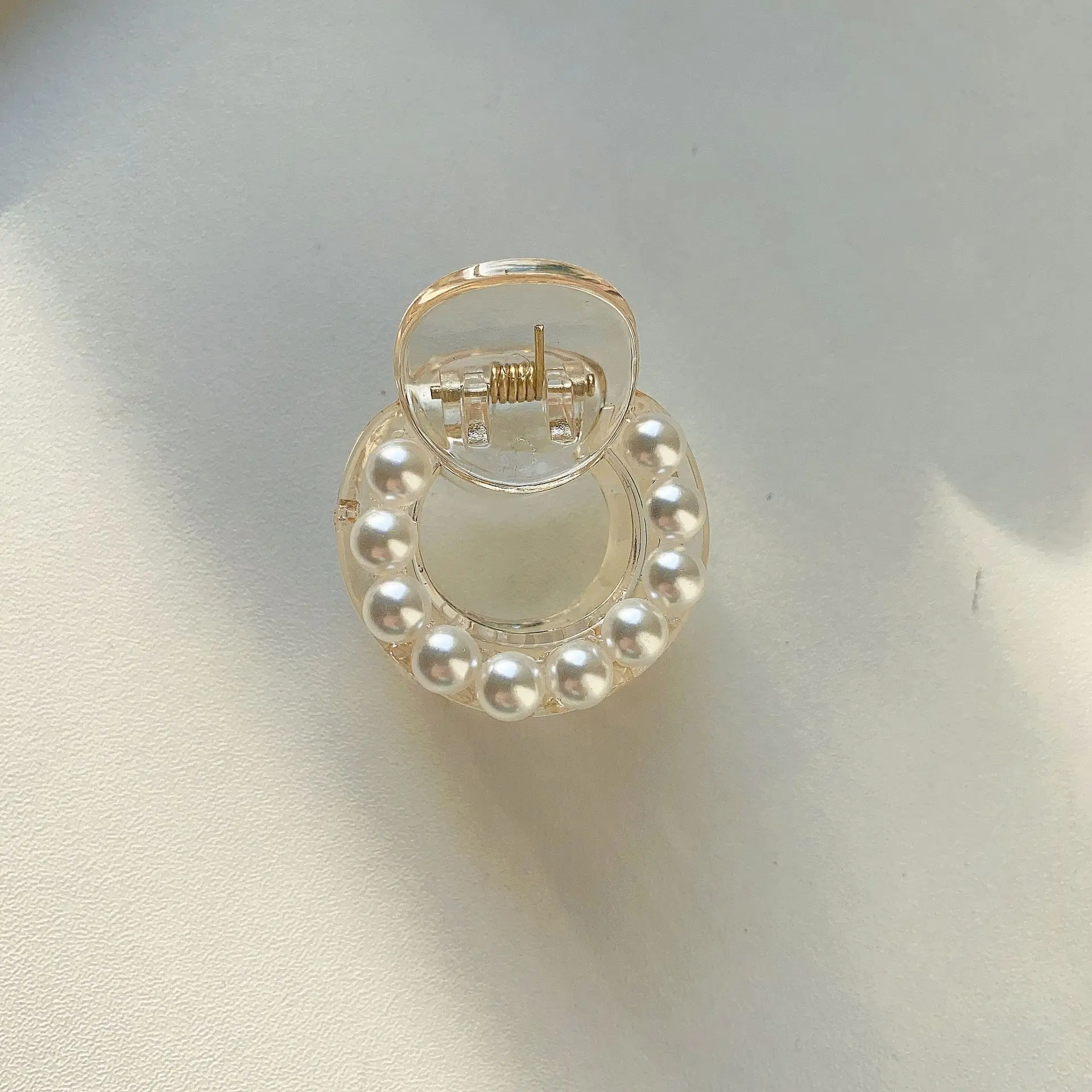 17# round small pearl (4cm)