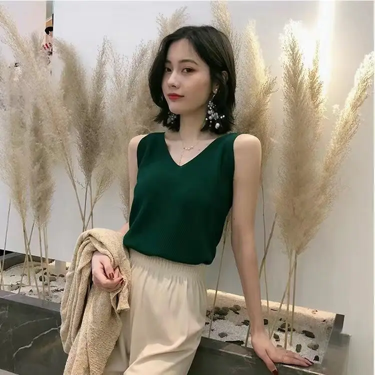 Black V-Neck Sleeveless V-Back Vest for Women - Image 8