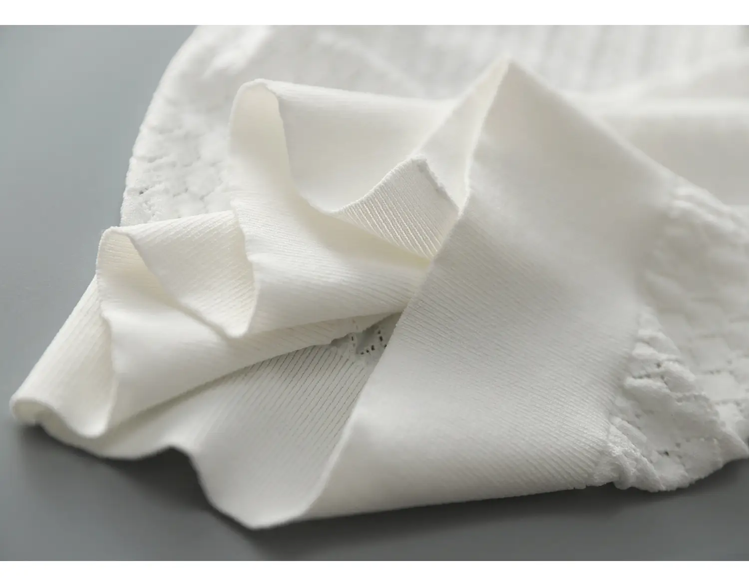 2024 Summer Rhombus Knitted Polo T-Shirt White — feature 2