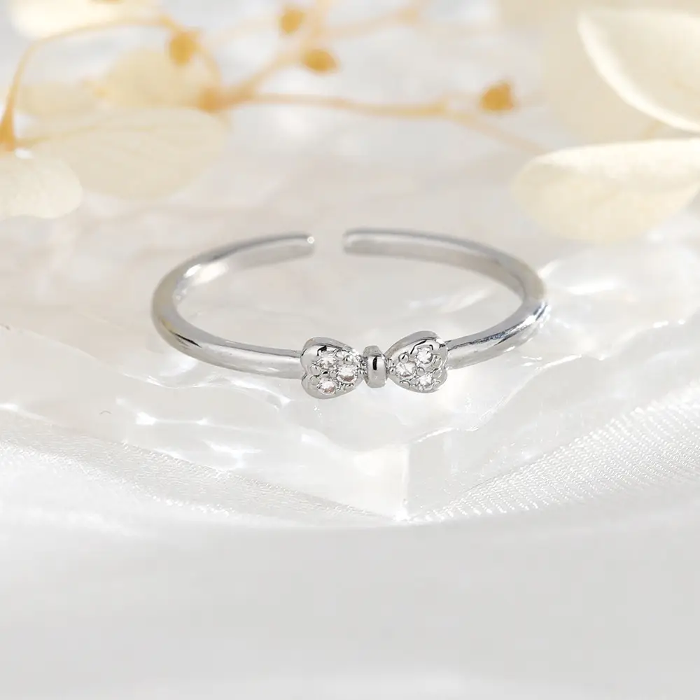 Silver Bowknot Love Ring with Flash Diamonds
