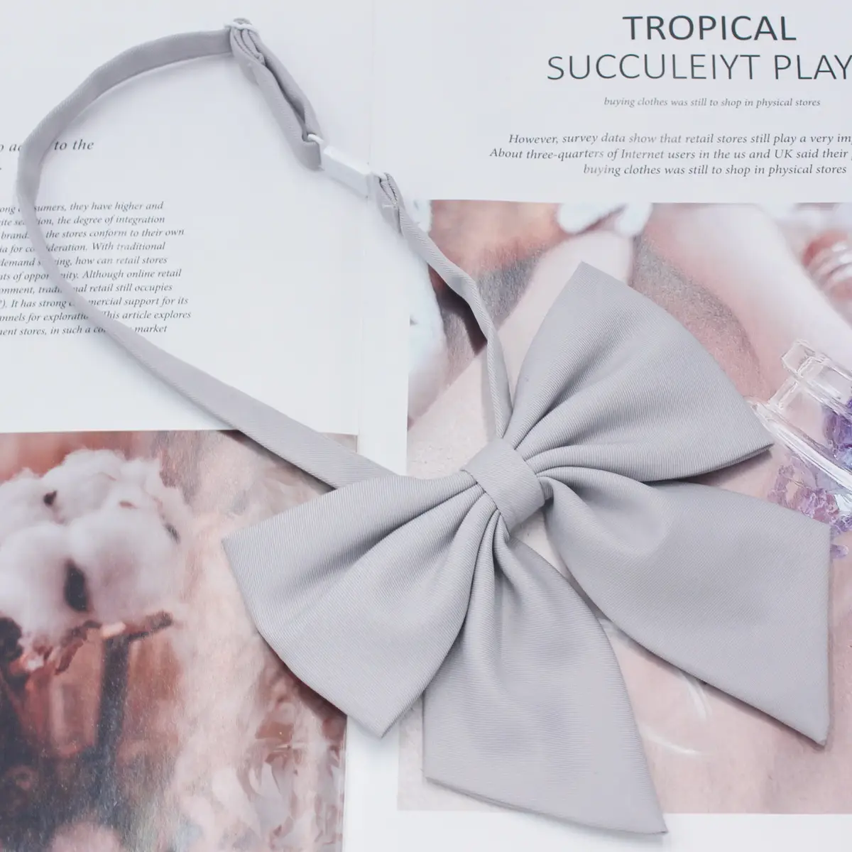 Oversized Matte Feather Bow Tie for Women - Image 12