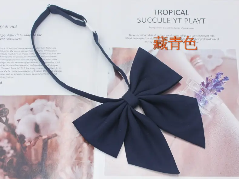 Oversized Matte Feather Bow Tie for Women - Image 3