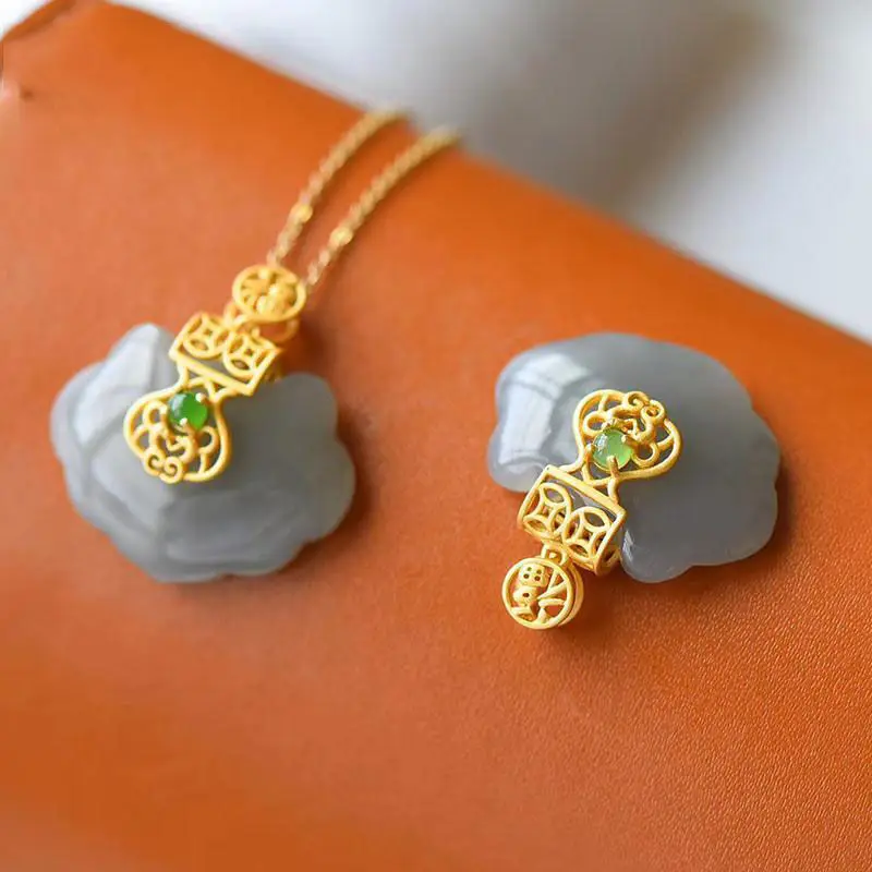 Herbaceous Jade Ruyi Lock Pendant for Mother - Image 5