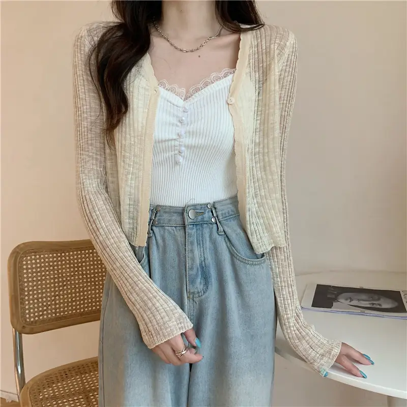 Women's Light Blue V-Neck Knitted Cardigan Short — feature 11