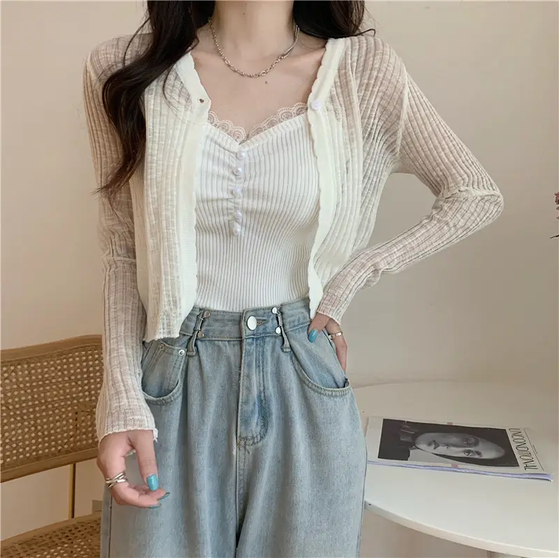 Women's Light Blue V-Neck Knitted Cardigan Short — feature 6