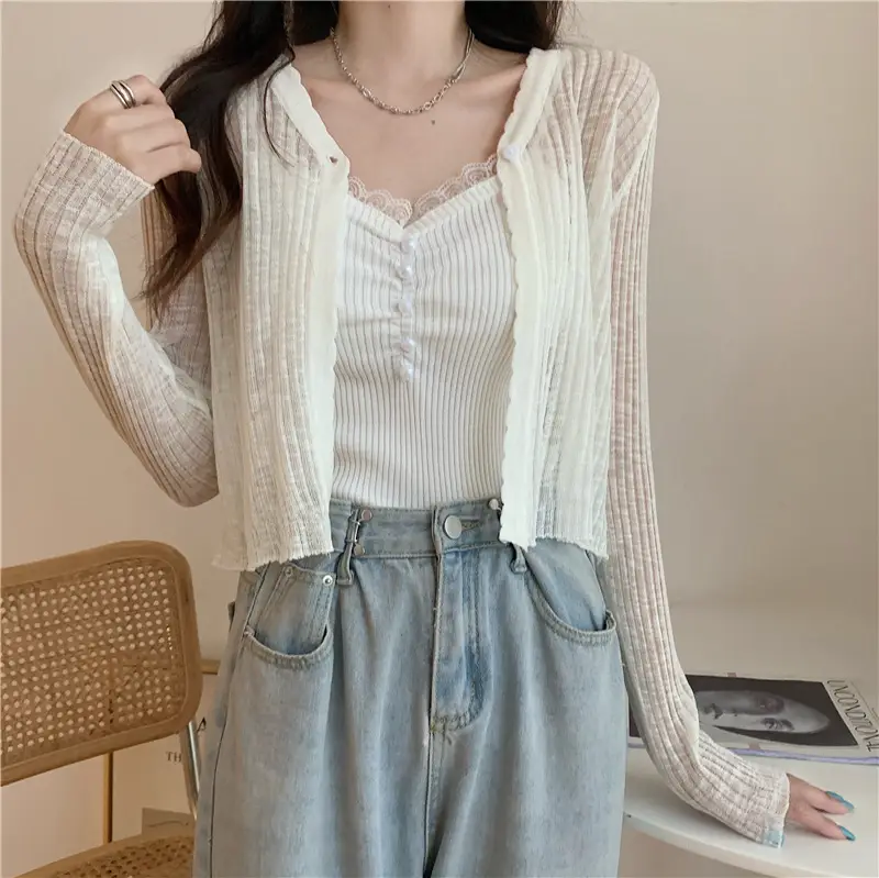 Women's Light Blue V-Neck Knitted Cardigan Short — feature 8