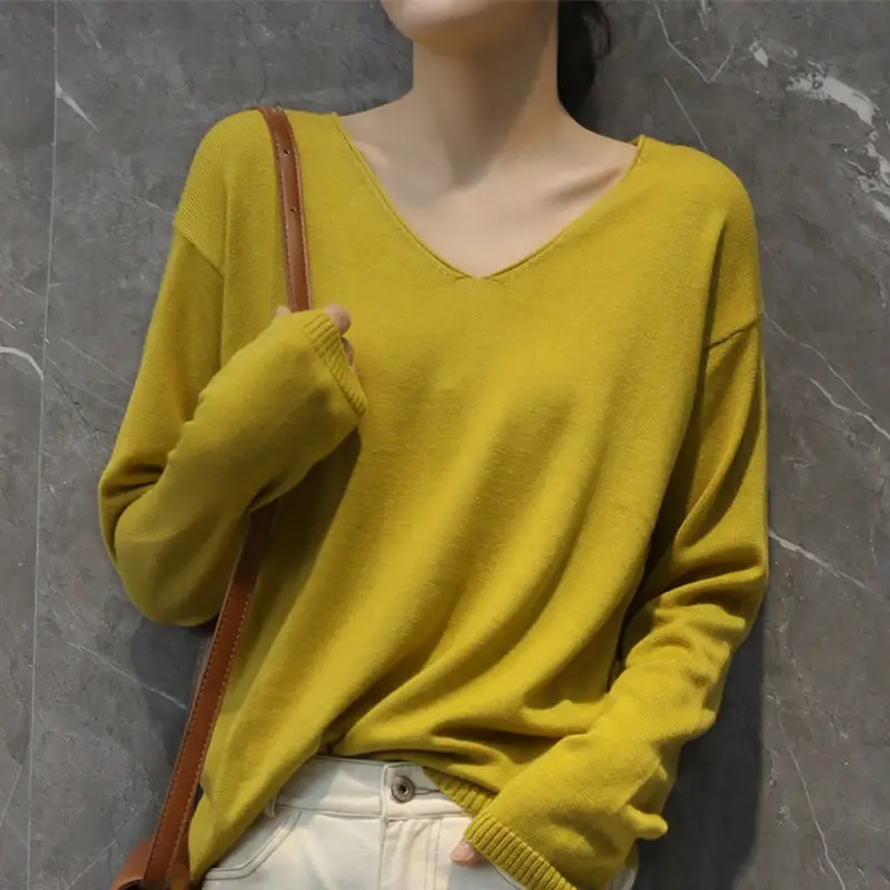 Women Loose V-Neck Knitted Sweater Purple Large - Image 7