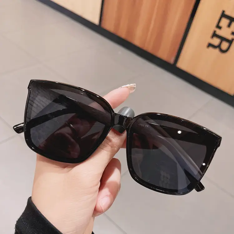 2021 Cat's Eye Sunglasses Black Super Men Women