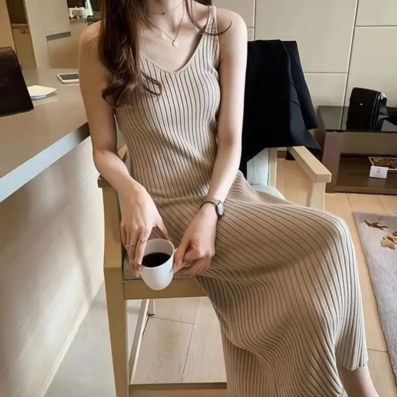 Black Slim Knitted Vest Dress Mid-Length Elegant — feature 4
