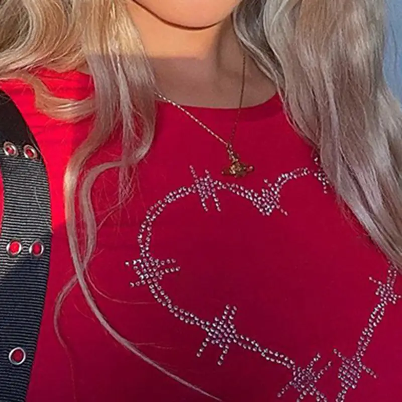 Black Heart Embroidered Women's T-Shirt - Image 5