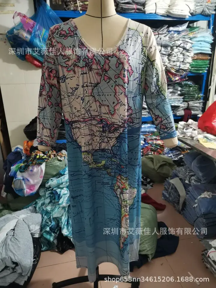 2023 Map Printed V-Neck Long Dress for Women - Image 3