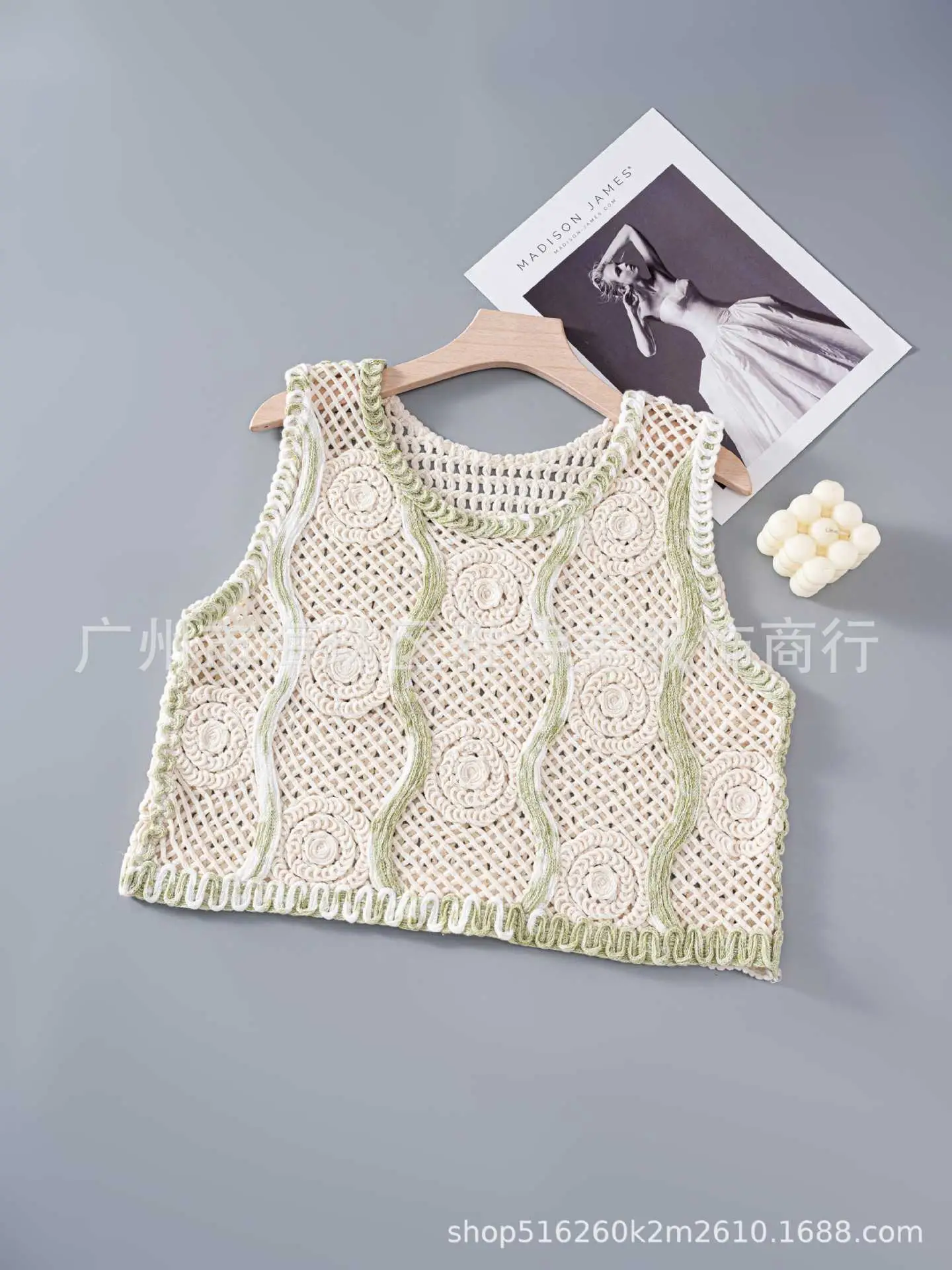 New Spring Women's Knitted Embroidery Vest Coat Ethnic Style