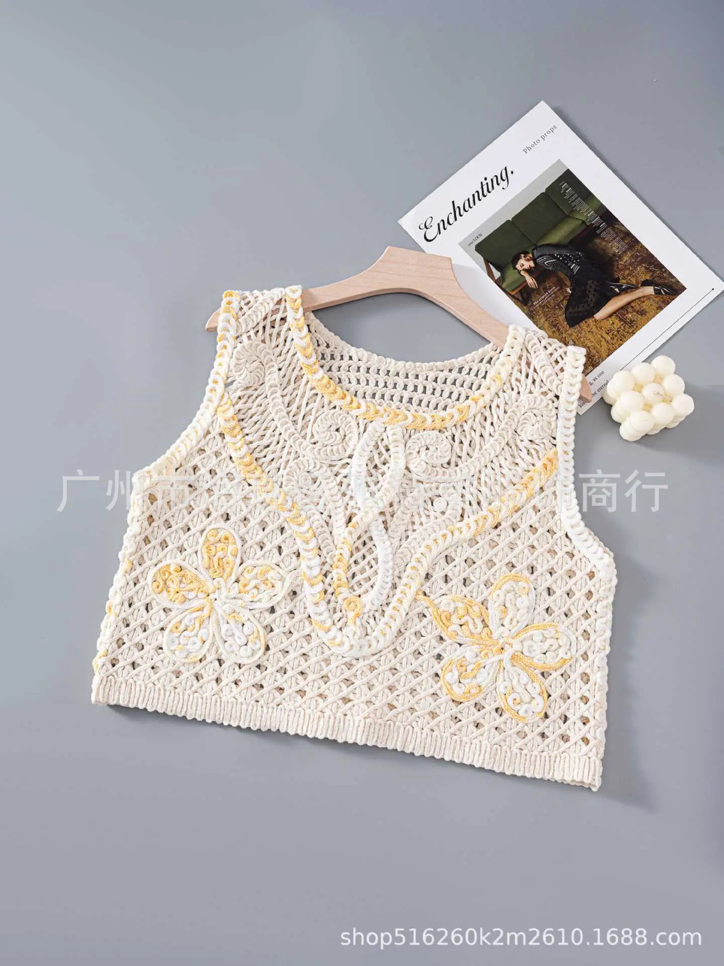 New Spring Women's Knitted Embroidery Vest Coat Ethnic Style