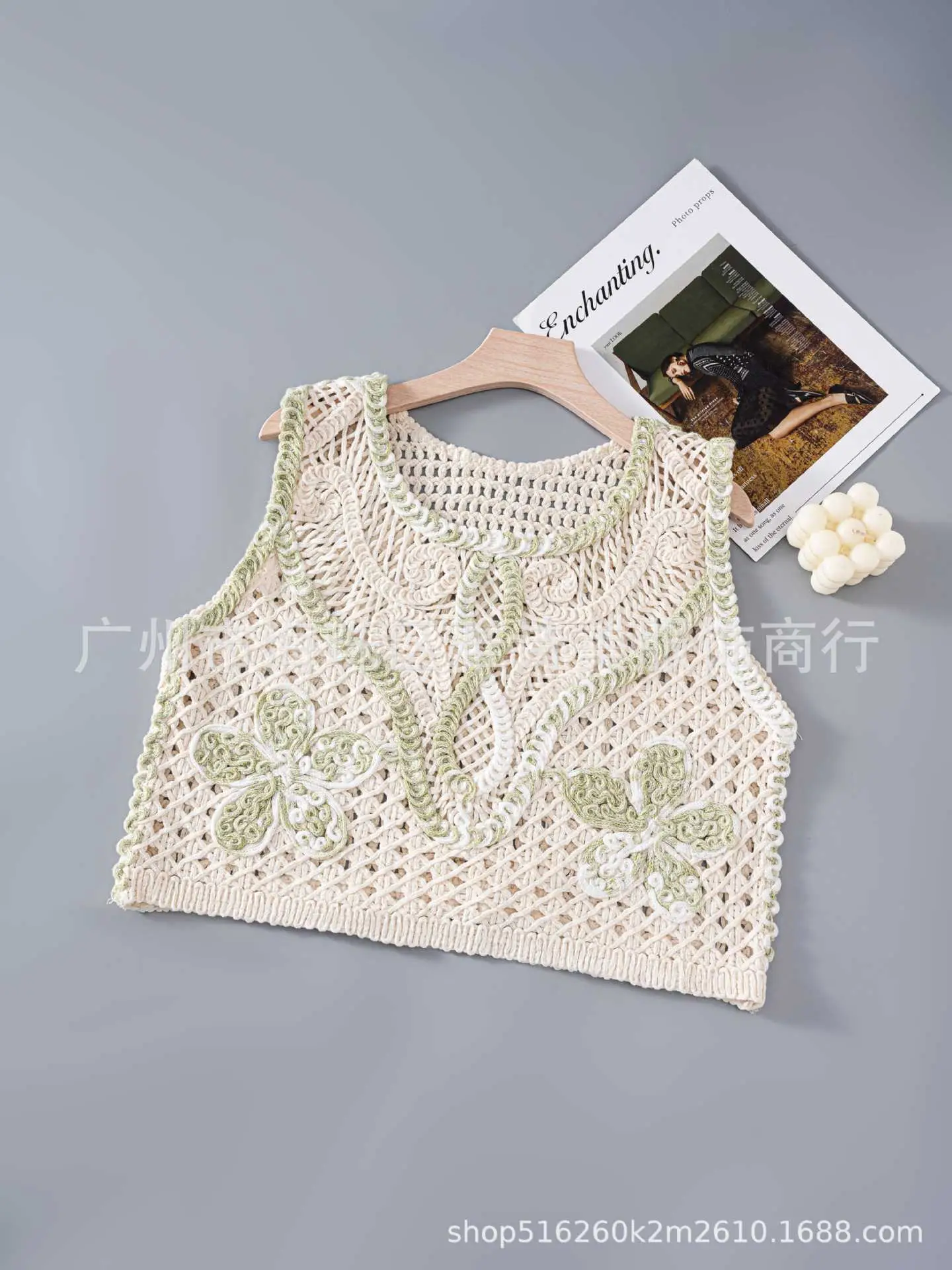 New Spring Women's Knitted Embroidery Vest Coat Ethnic Style