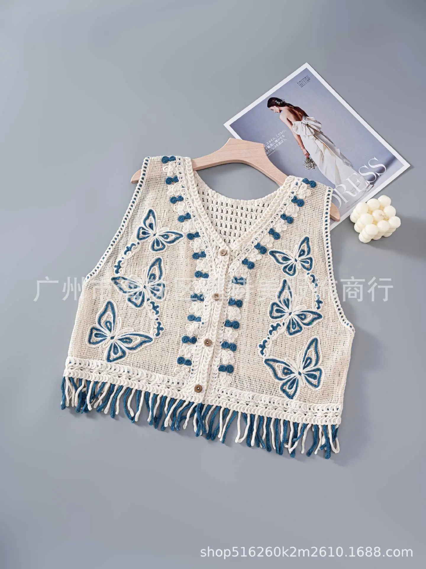 New Spring Women's Knitted Embroidery Vest Coat Ethnic Style