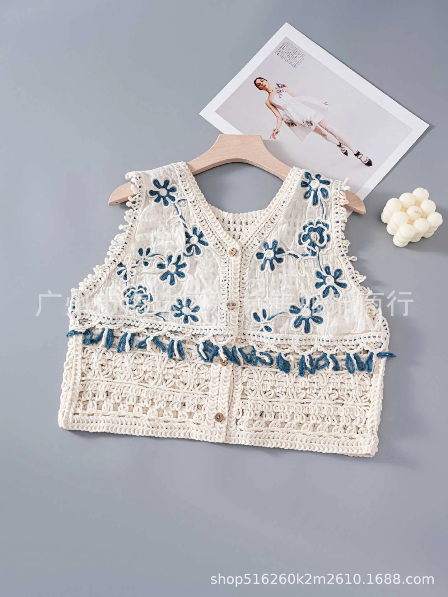 New Spring Women's Knitted Embroidery Vest Coat Ethnic Style
