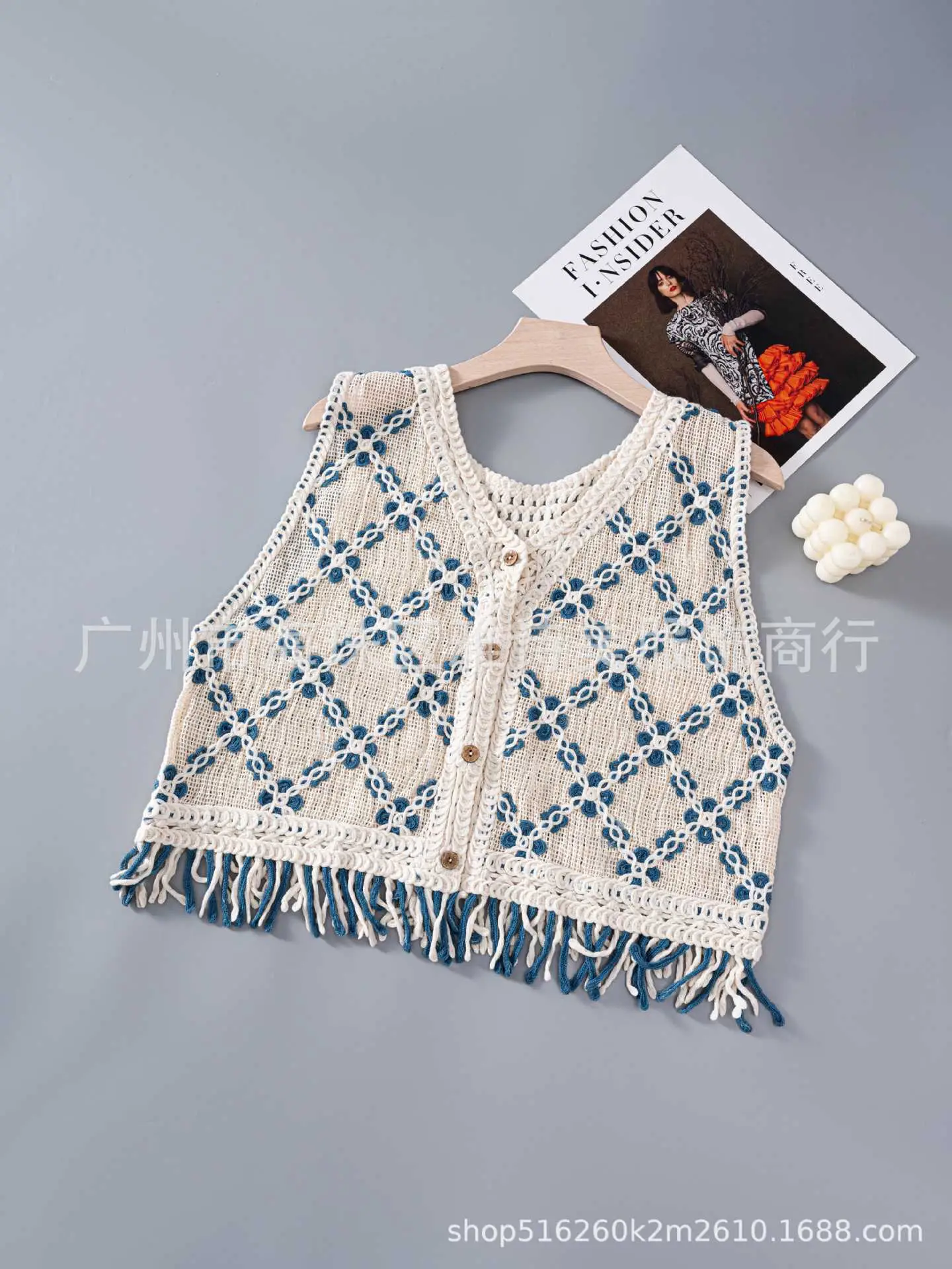 New Spring Women's Knitted Embroidery Vest Coat Ethnic Style