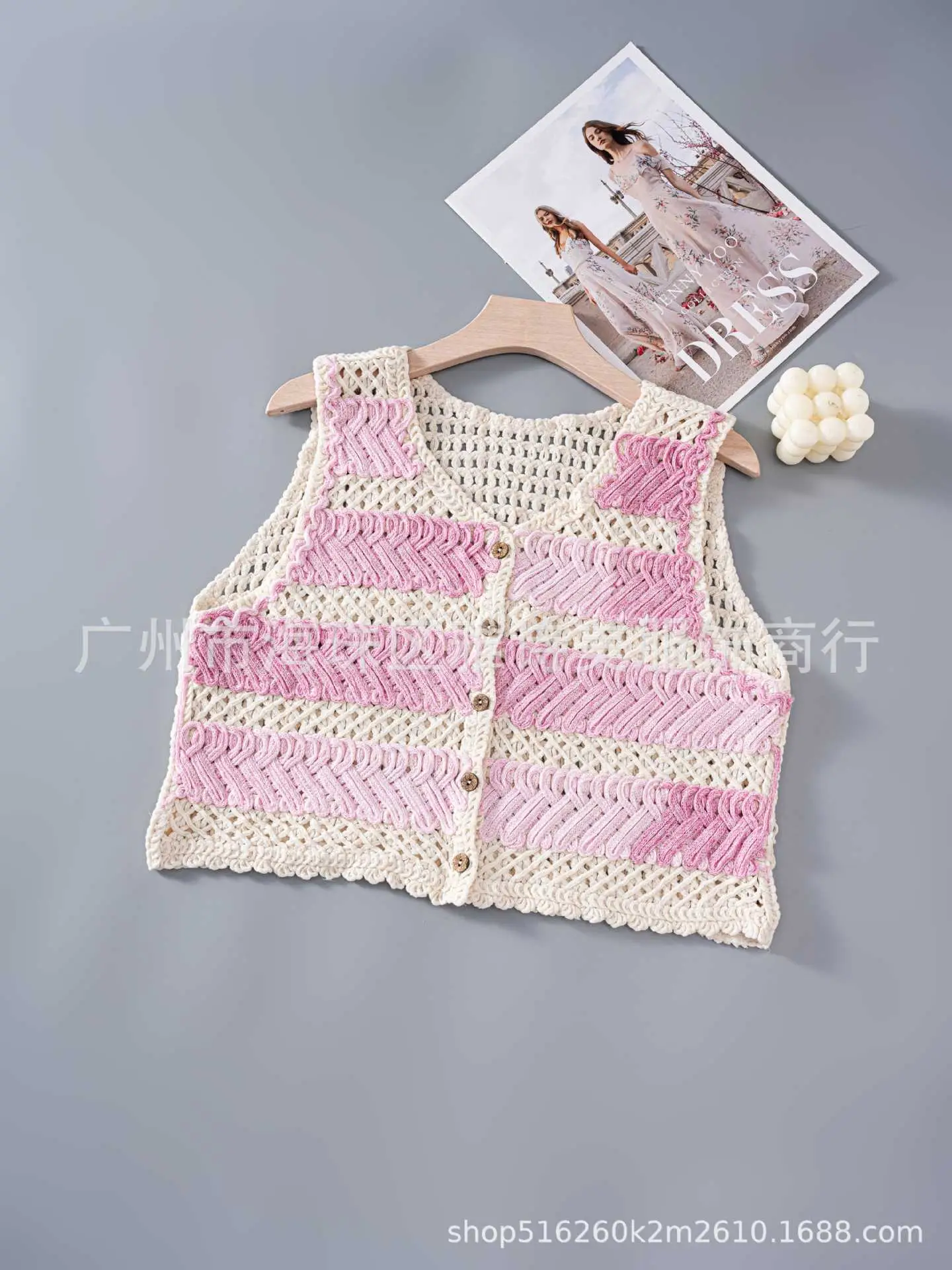New Spring Women's Knitted Embroidery Vest Coat Ethnic Style
