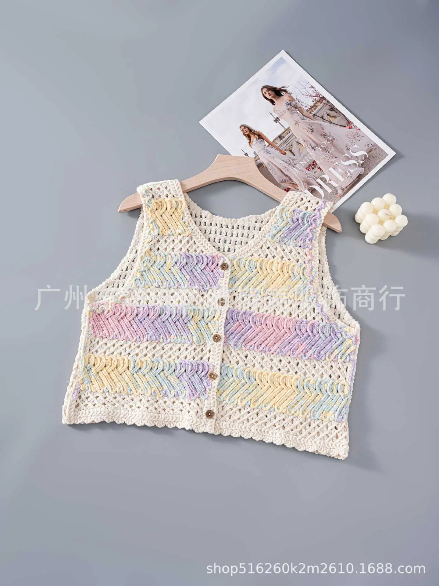 New Spring Women's Knitted Embroidery Vest Coat Ethnic Style