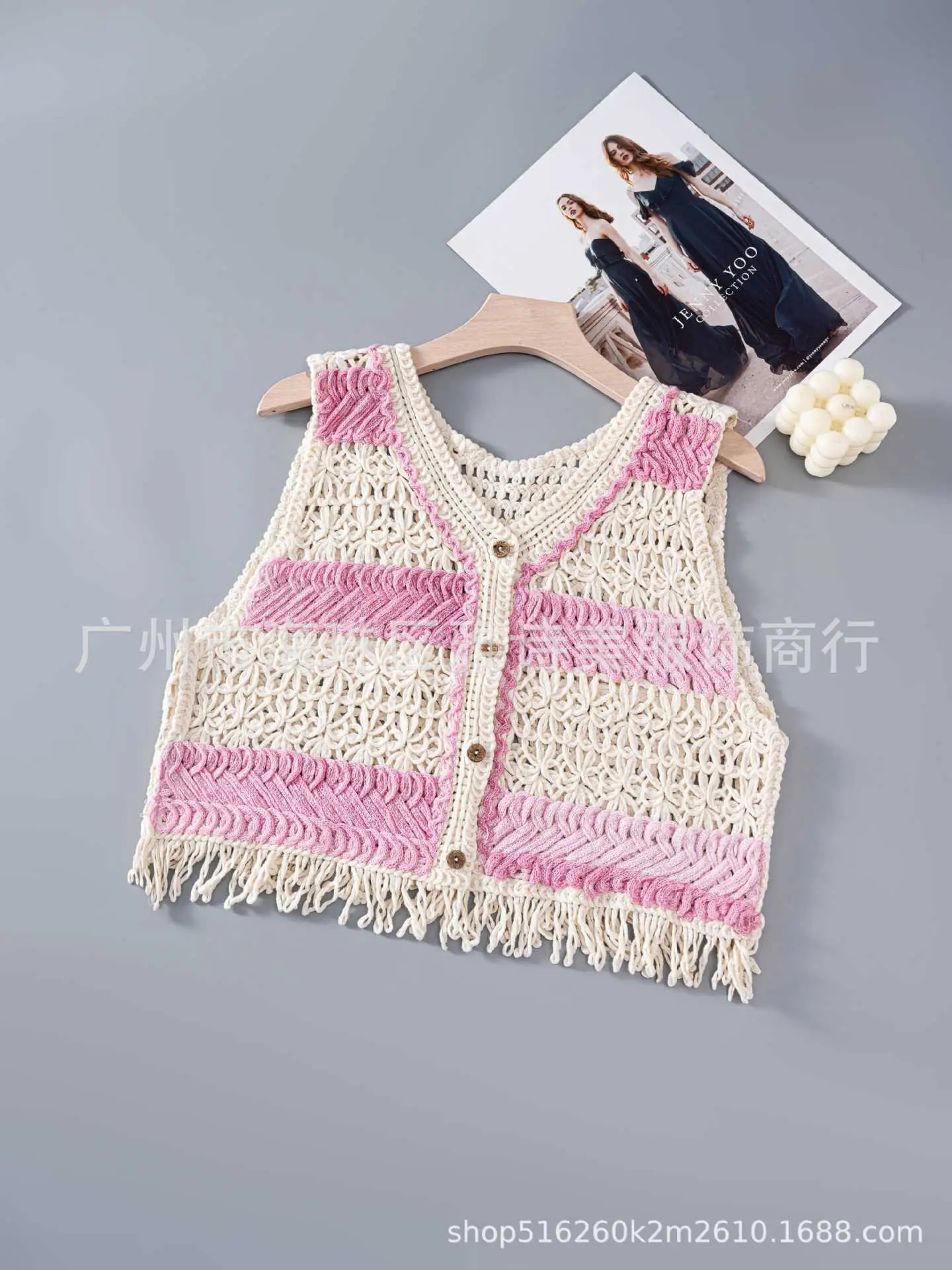 New Spring Women's Knitted Embroidery Vest Coat Ethnic Style