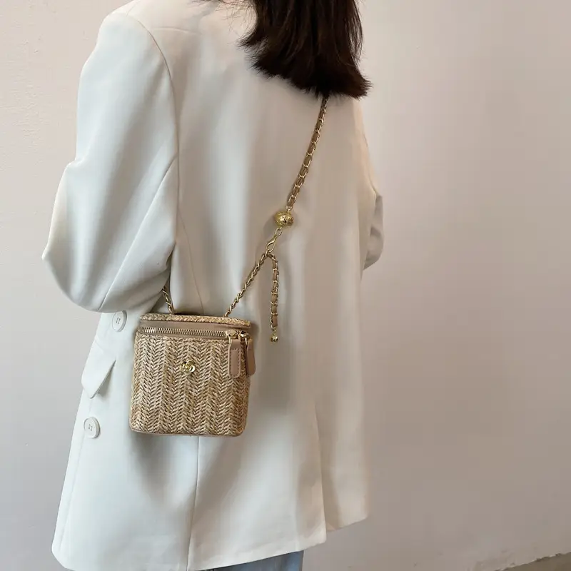 Korean Style Women's Woven Bucket Bag with Chain Shoulder Crossbody - Image 6