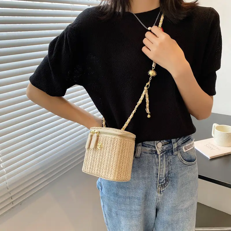 Korean Style Women's Woven Bucket Bag with Chain Shoulder Crossbody - Image 8