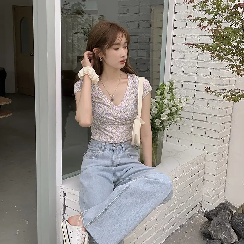 Women Floral V-Neck Crop Top 2025 Summer — feature 19