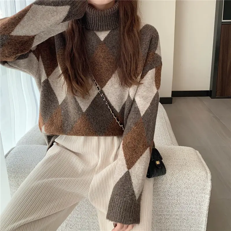 Women's Korean Style Diamond Turtleneck Sweater — feature 12
