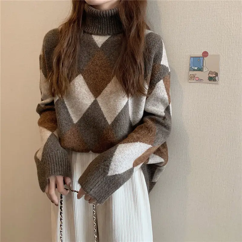 Women's Korean Style Diamond Turtleneck Sweater — feature 9