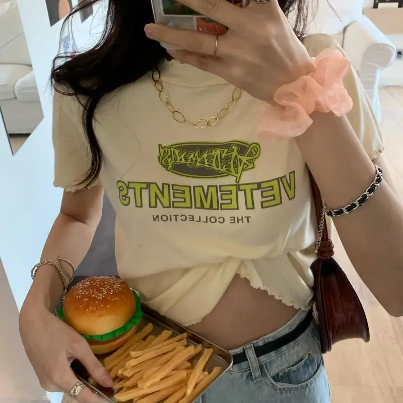 Women Navel-Baring T-Shirt Black 2025 Trendy — feature 4