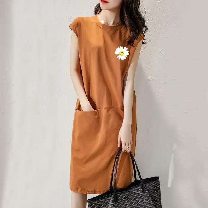 Women Loose Slimming T-shirt Dress Black Daisy Print Mid Length - Image 11