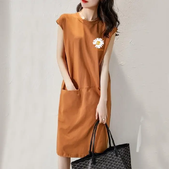 Women Loose Slimming T-shirt Dress Black Daisy Print Mid Length - Image 13