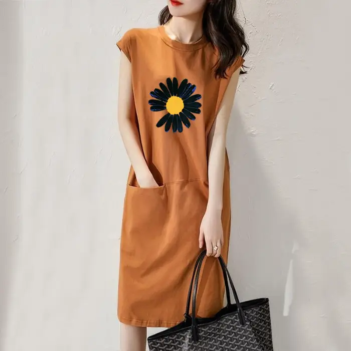 Women Loose Slimming T-shirt Dress Black Daisy Print Mid Length - Image 15