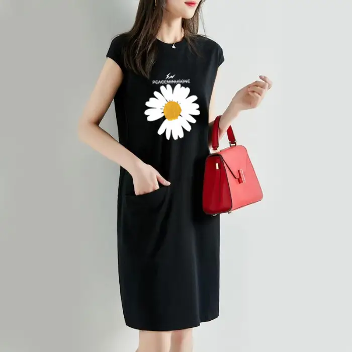 Women Loose Slimming T-shirt Dress Black Daisy Print Mid Length - Image 2