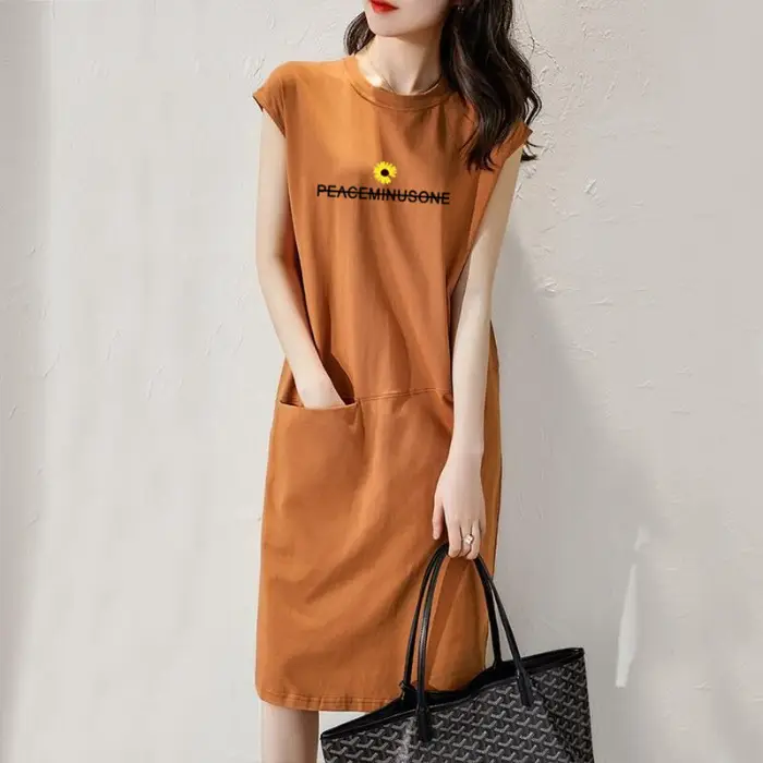 Women Loose Slimming T-shirt Dress Black Daisy Print Mid Length - Image 3