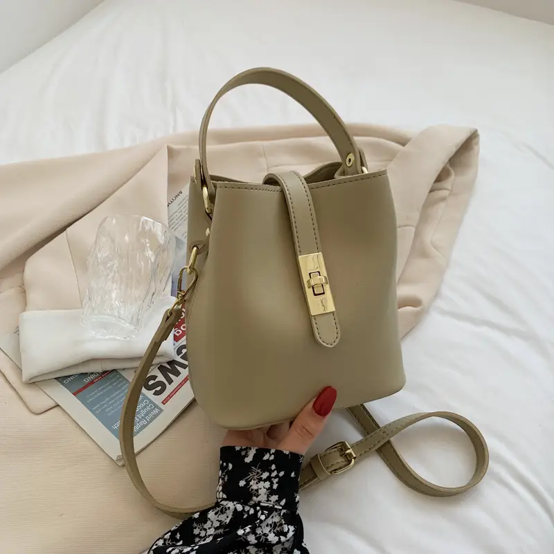 Women's Beige Gold Chain Shoulder Bag 2021 Trendy - Image 3