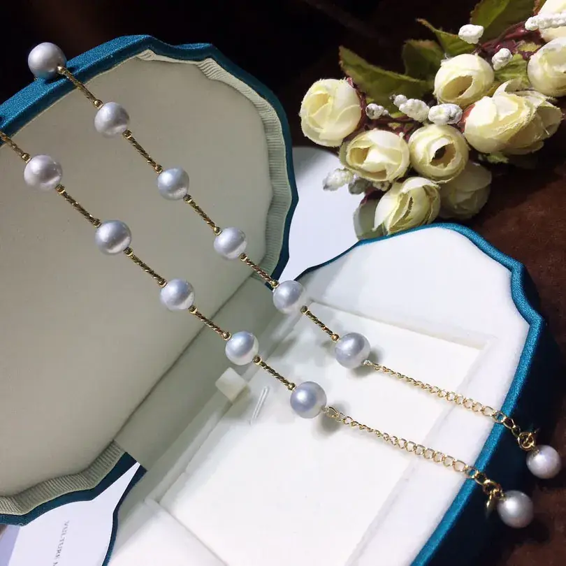 Pearl Bracelet for Girls with Adjustable Chain Design - Image 4