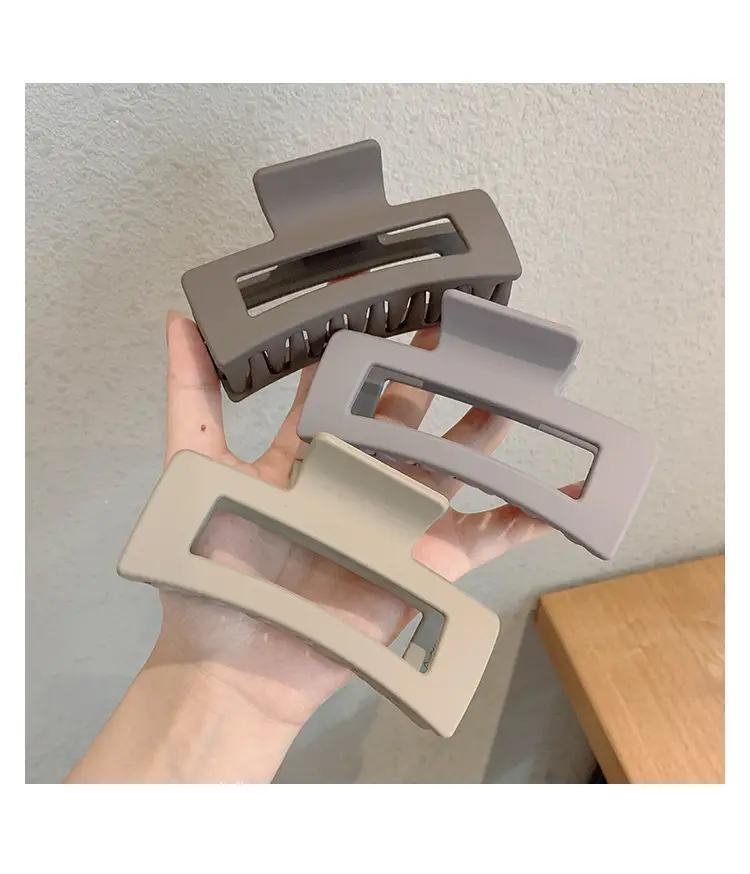 Matte Square Hair Clip for Bathing & Back of Head - Image 18