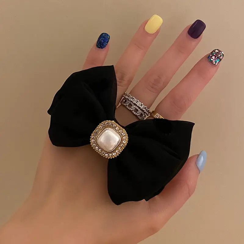 Black Velvet Bow Headwear with Pearl Centerpiece - Image 5