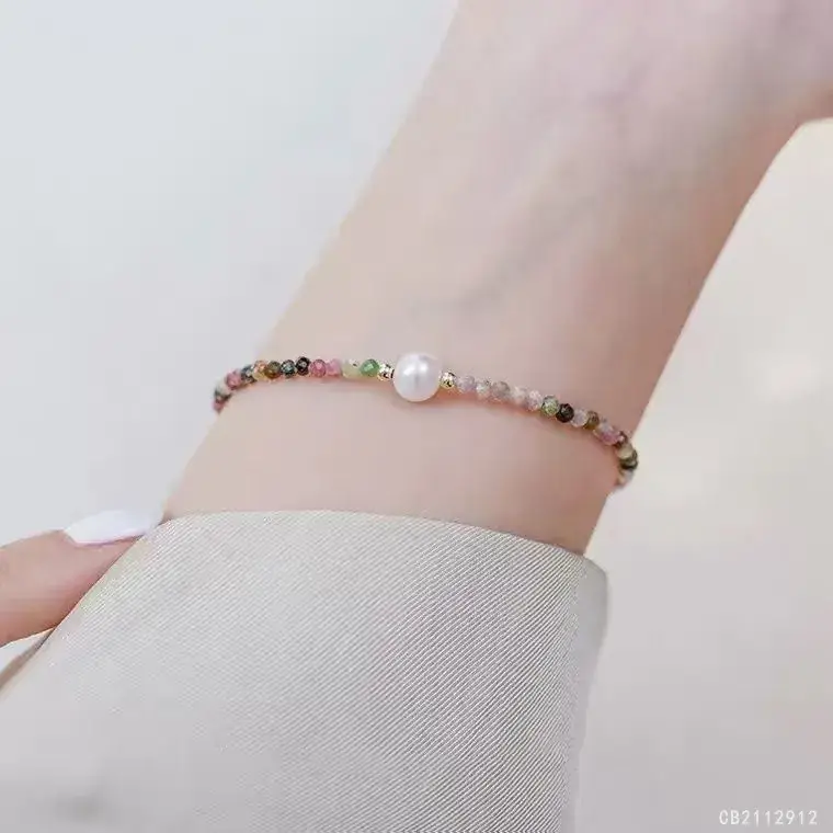 Guan Yu Crystal Pearl Beaded Bracelet for Women - Image 4